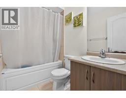 411 LINDEN Drive - 31