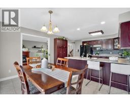 166 BRIDGEWATER Crescent - 18