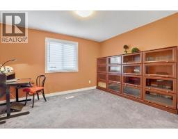 166 BRIDGEWATER Crescent - 32