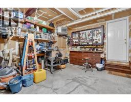 166 BRIDGEWATER Crescent - 41