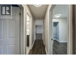 550 FERNDALE Avenue - 18