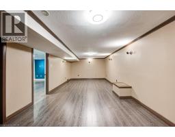 550 FERNDALE Avenue - 31