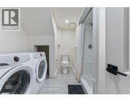 46 ROSELAWN Avenue - 31