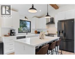 46 ROSELAWN Avenue - 7