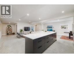 41 GILMER Crescent - 30