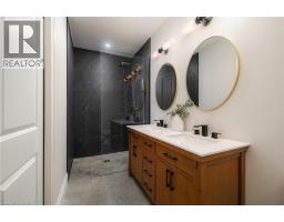 41 GILMER Crescent - 35