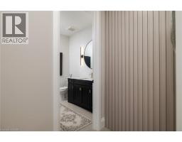 41 GILMER Crescent - 37