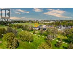 41 GILMER Crescent - 45