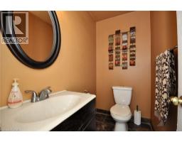 137 N CHESTNUT Street N - 17