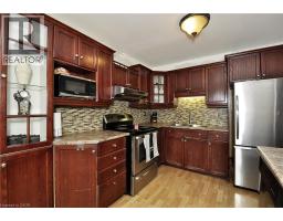 137 N CHESTNUT Street N - 5