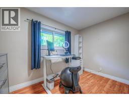 18 HILLTOP Drive - 16