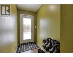 1037 WARWICK Street - 19