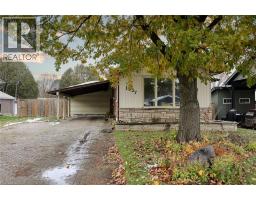 1037 WARWICK Street - 2