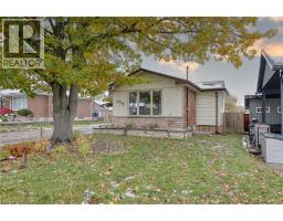 1037 WARWICK Street - 4