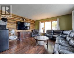 1037 WARWICK Street - 8