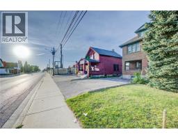 983 & 991-995 KING ST. E. & 512-516, 520 CHARLES ST. E. Street - 19