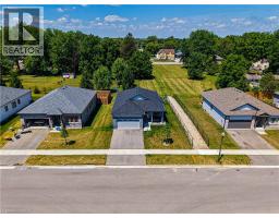 142 ELLEN Street - 3