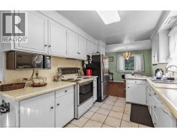 141 RIVERBANK Drive - 12