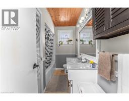 141 RIVERBANK Drive - 19