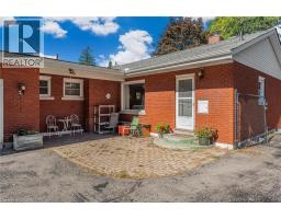 141 RIVERBANK Drive - 35