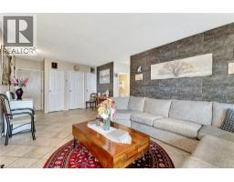 9 BONHEUR Court UnitNo. 902 - 9