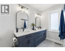 2 PURSEL Street - 20