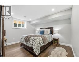 2 PURSEL Street - 31