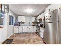 214 RICHARDSON Drive UnitNo. 28 - 5