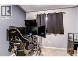 214 RICHARDSON Drive UnitNo. 28 - 9