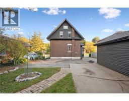 482 WELLINGTON Street N - 32