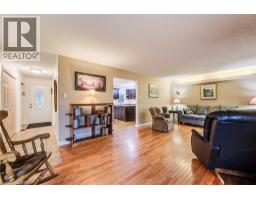 1939 MAPLEWOOD Road - 16