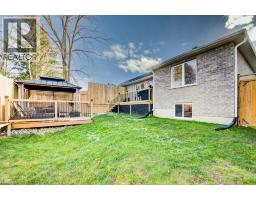 8 MALCOLM Crescent - 41