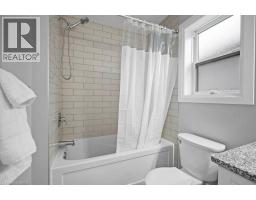 904 CHAPEL HILL Court - 30