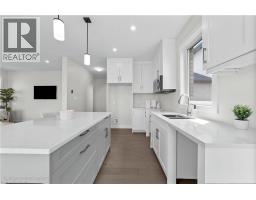 7966 FALLON Drive UnitNo. 7 - 8