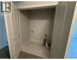 925 DEVERON Crescent UnitNo. 4 - 10