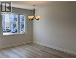 925 DEVERON Crescent UnitNo. 4 - 7