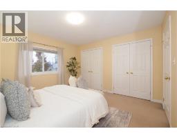 240 WESTMEADOW Drive UnitNo. 10B - 22