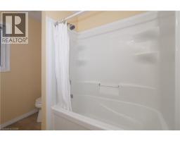 240 WESTMEADOW Drive UnitNo. 10B - 30