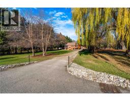 106 ROYAL OAK Road - 2