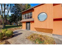 106 ROYAL OAK Road - 5