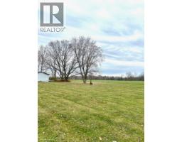 740 LAKESHORE Road - 8