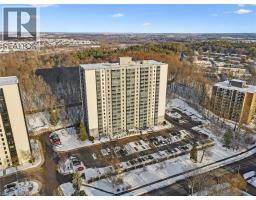 55 GREEN VALLEY Drive UnitNo. 607 - 1