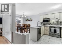 102 MARSTON Crescent - 11