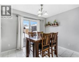 102 MARSTON Crescent - 15