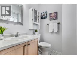 102 MARSTON Crescent - 17