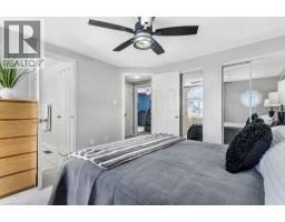 102 MARSTON Crescent - 22