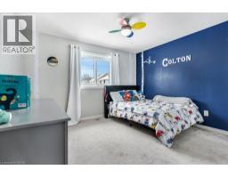 102 MARSTON Crescent - 25