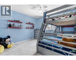 102 MARSTON Crescent - 26