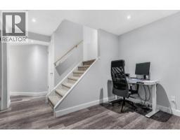 102 MARSTON Crescent - 29