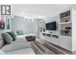 102 MARSTON Crescent - 31